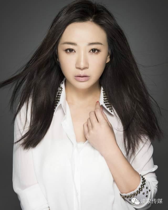 程实,出生于黑龙江,毕业于中国传媒大学,中国内地女演员