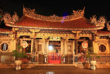 龙山寺