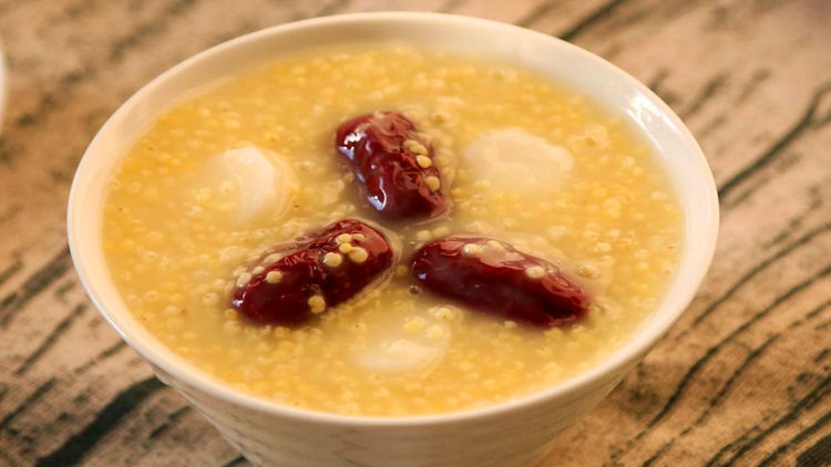  p>健脾养胃粥是一道 a href="#" data-lemmaid="9294572">补品 /a>