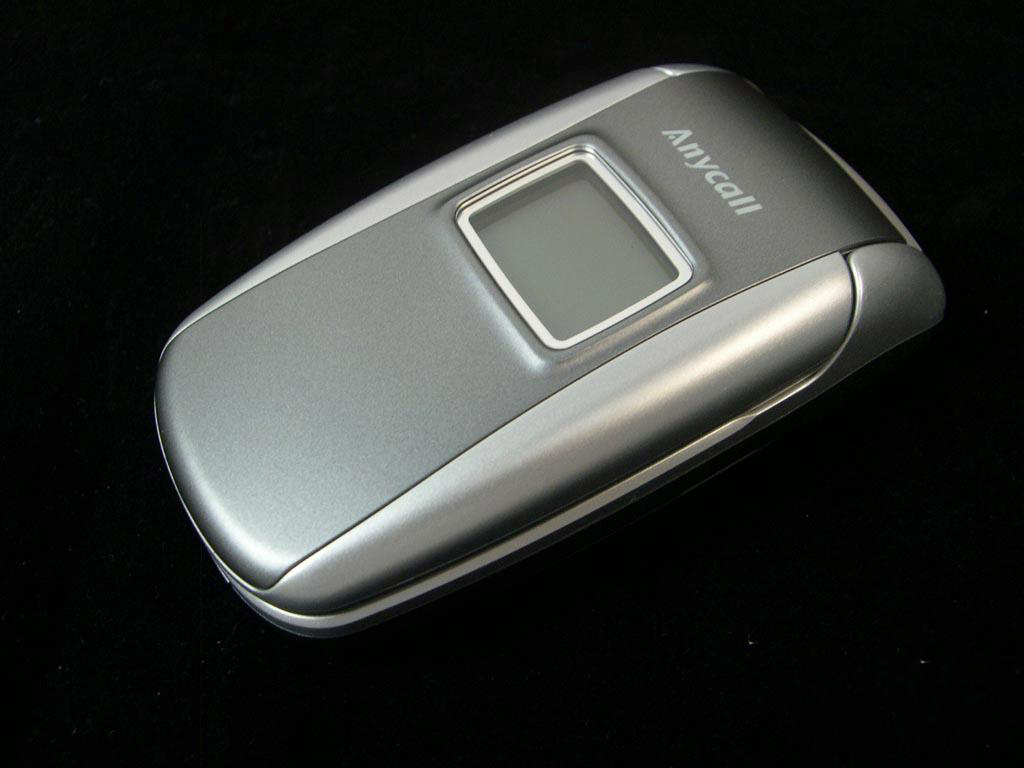  p>三星x909是一款2005年07月上市的手机,网络模式是cdma. /p>