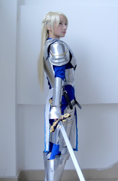  p>姬小滴是一名cosplay玩家,曾多次参加cosplay现场活动引起关注.