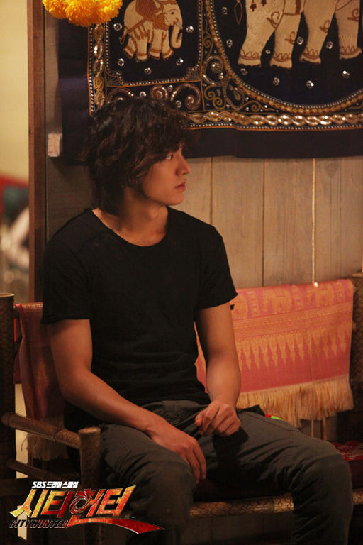  p>《城市猎人》是韩国sbs电视台于2011年5月25日首播的水木剧.