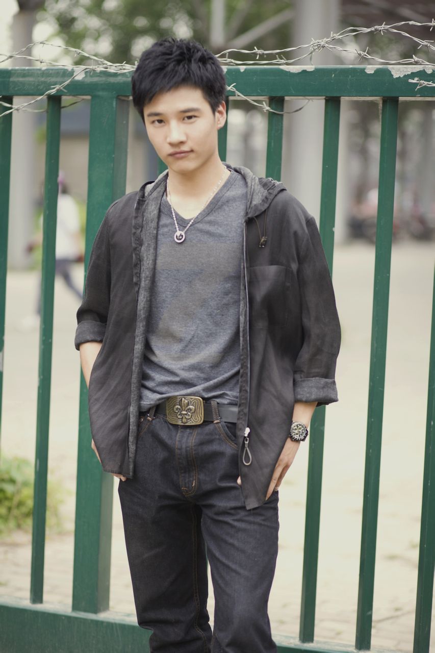  p>王浩男,1992年11月22日出生于河北省邢台市,中国内地男演员,毕业于