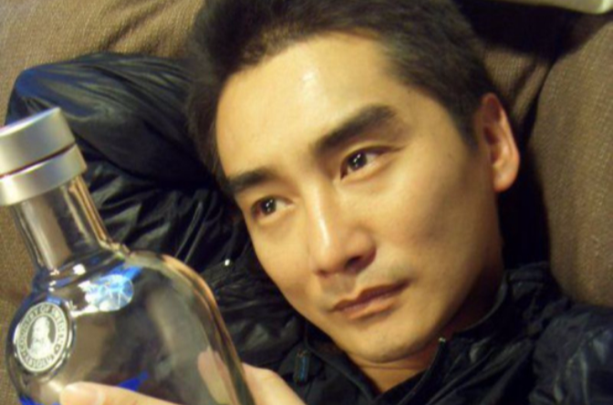  p>王槊,中国内地影视演员,毕业于 a target="_blank" href="/item