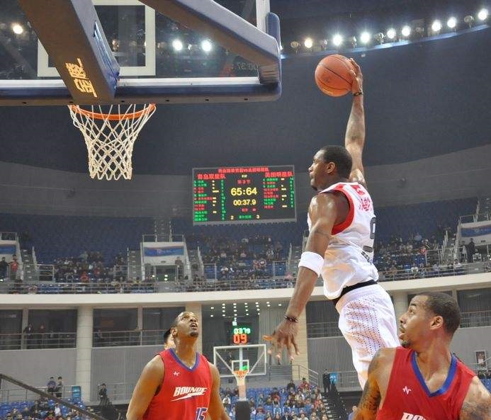 青岛双星队青岛双星雄鹰男子篮球队