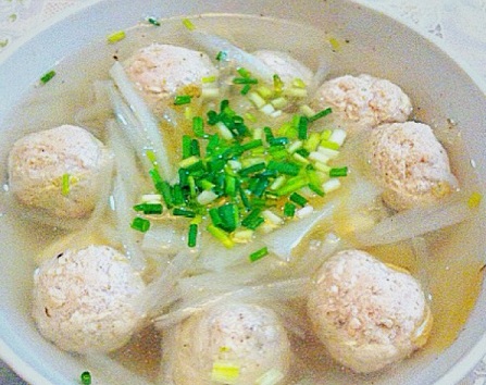 肉丸白萝卜汤