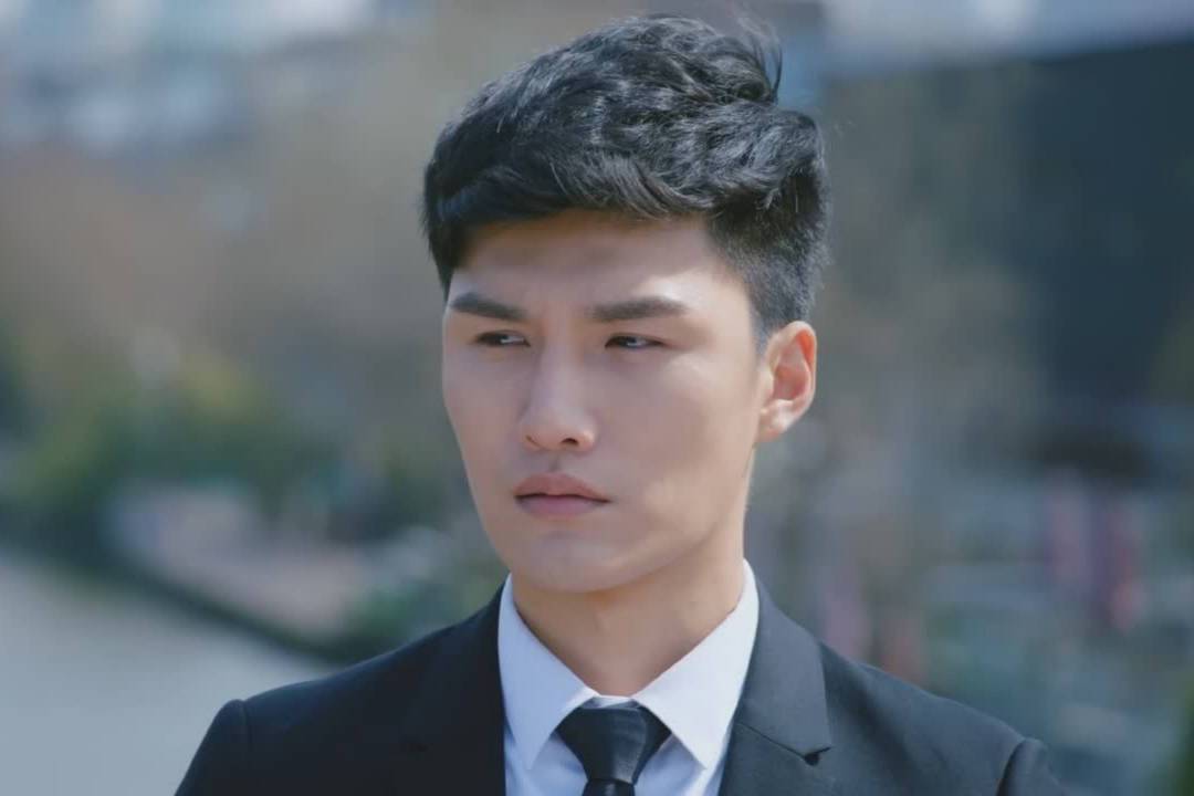  p data-id="t7uc2lgcyolz">何群飞,是电视剧《海上繁花》中的 a