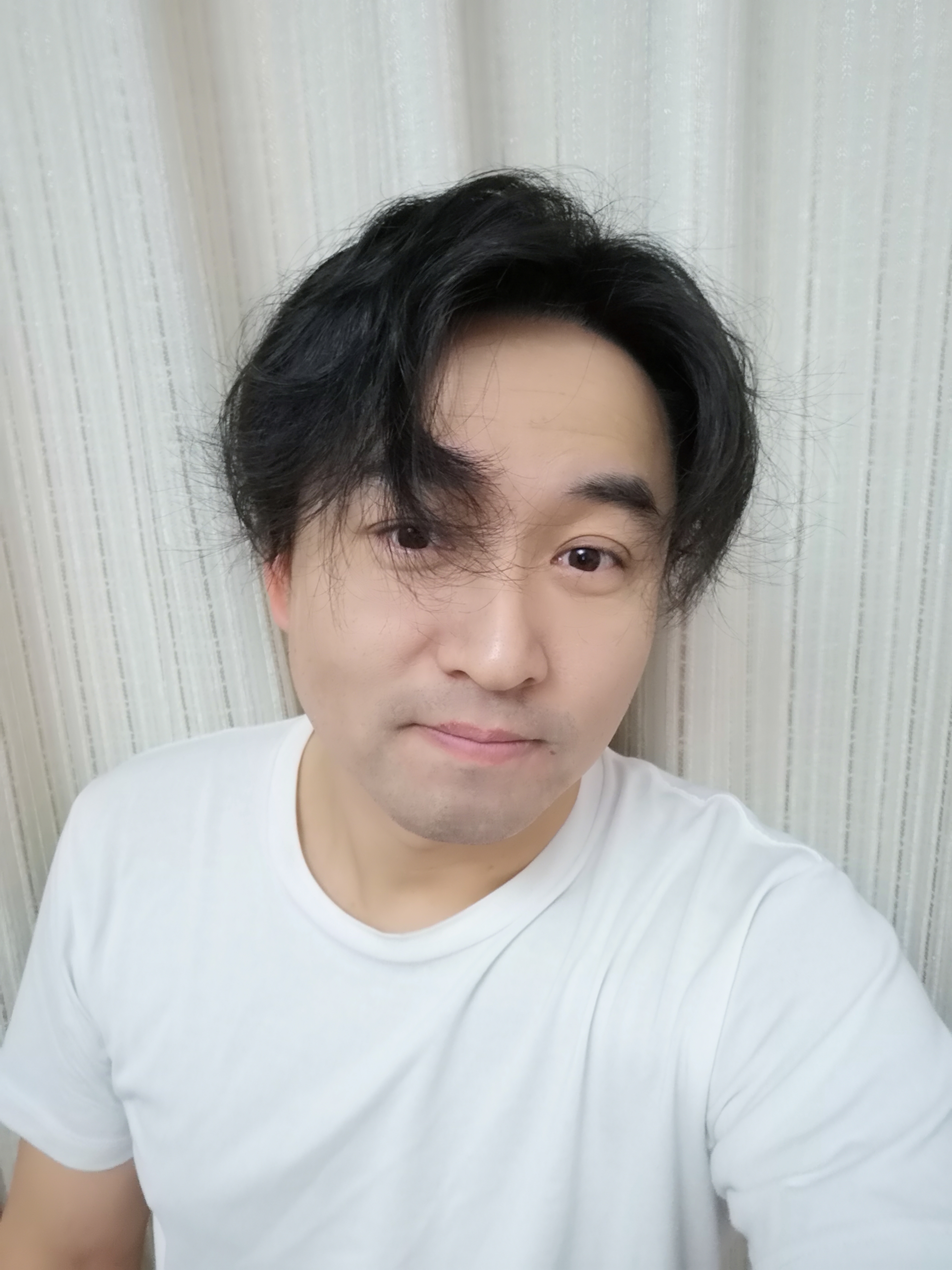 "> span class="ref" data-ctrid="scb6ivjqyrwj">朱烨, 男,80后导演