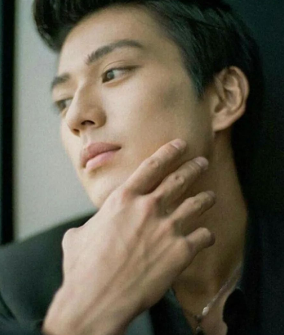 真人版《圣斗士星矢》首发预告片，被批像漫威电影，只有星矢满意_百科TA说