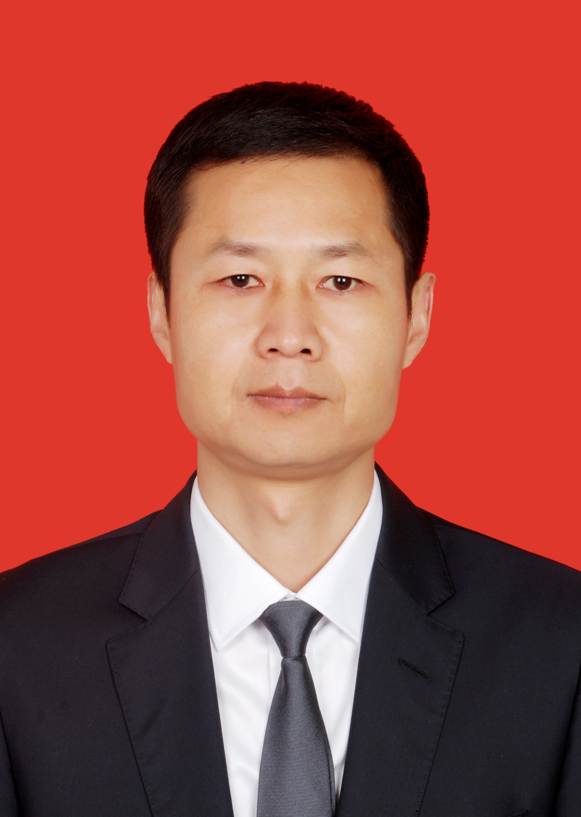  p data-id="t11eob3ucvvj">陈新波,男,汉族