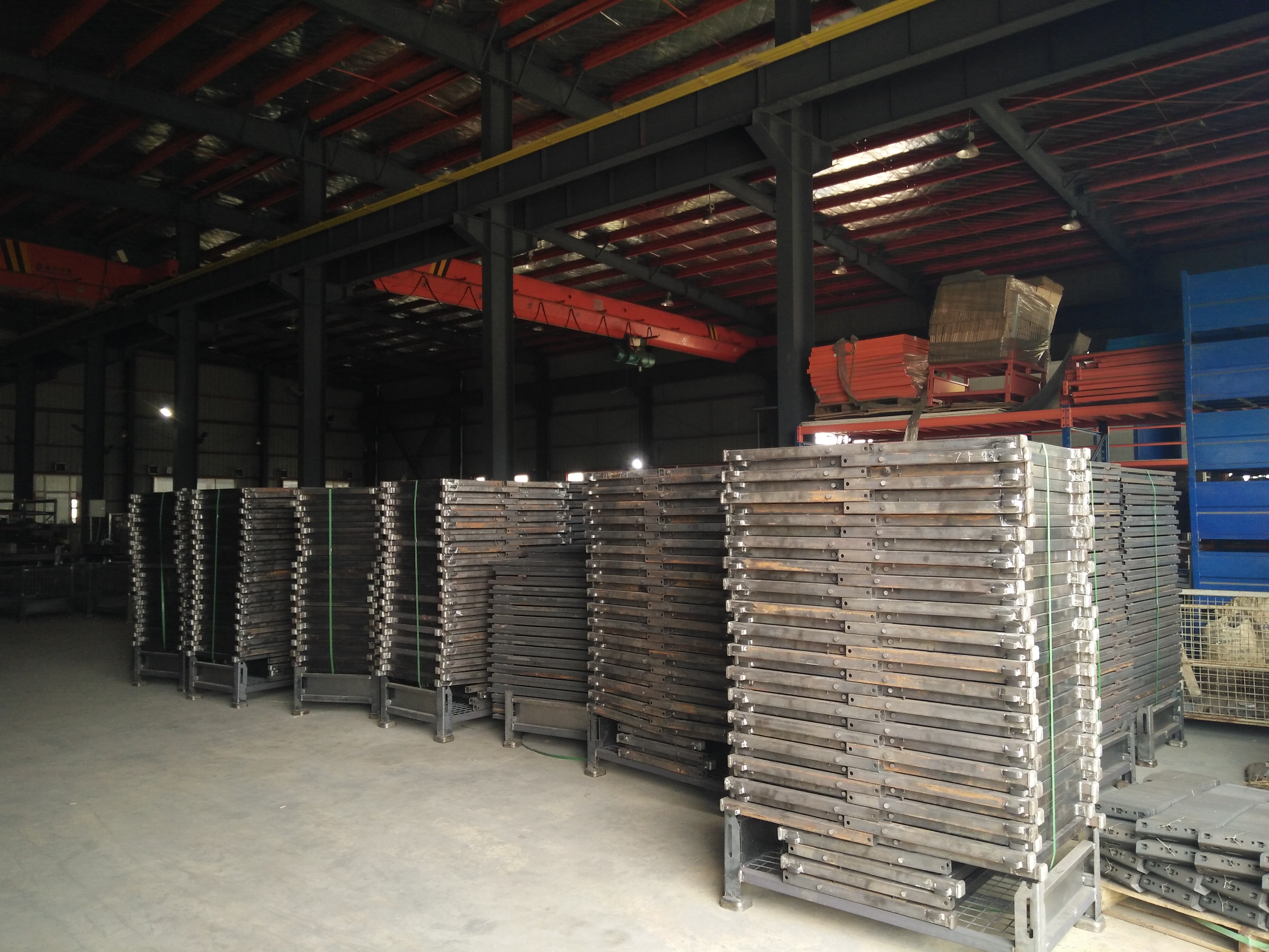 法定代表人周晶晶,公司经营范围包括:机械设备制造;模具加工,销售