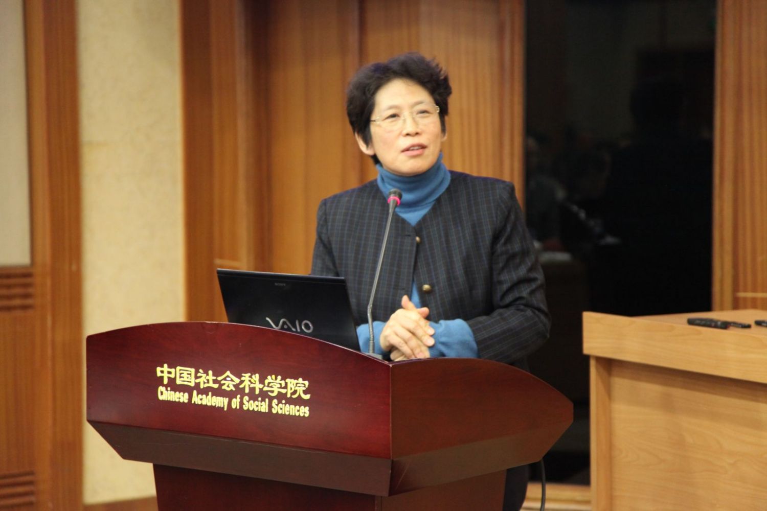 周弘（中国社会科学院学部委员、欧洲问题研究专家、中国社会科学院欧洲研究所研究员）_百度百科