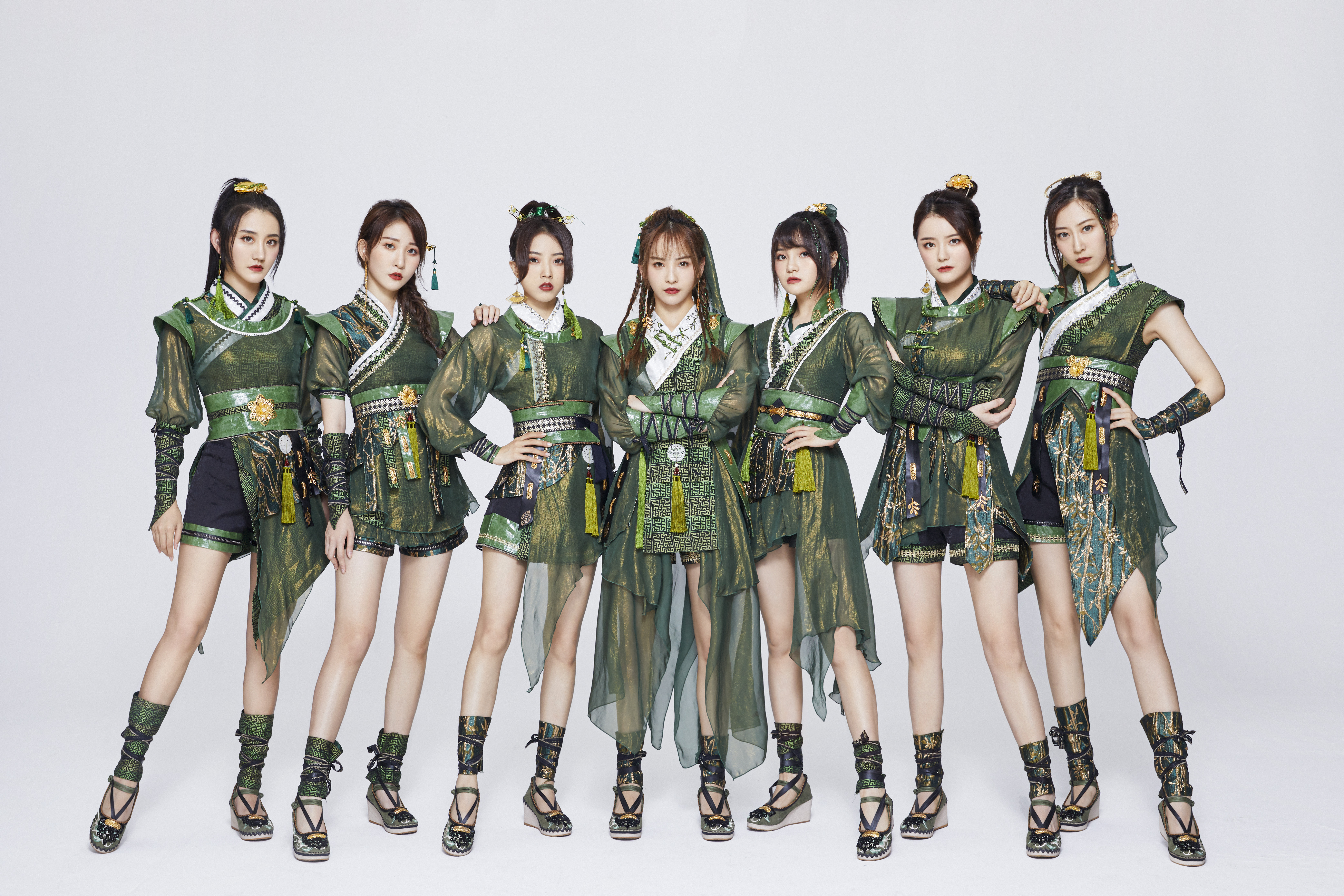 g是由齐鼓文化基于互联网全民造星平台新模式,推出的"亚洲首个电子