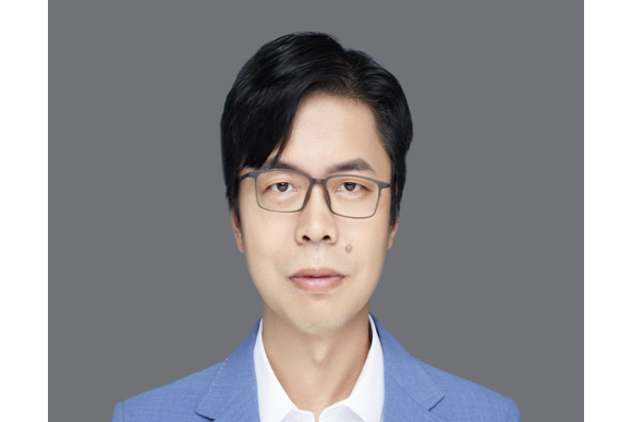  p>张亮,男,中共党员,法学博士, a target="_blank" href="/item/青岛