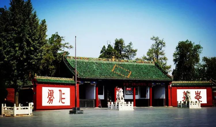 关羽死后，为什么身躯葬处称“关陵”，首级葬处却称“关林”？_百科TA说