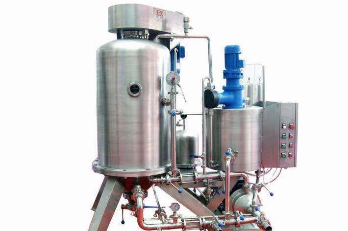  p>立式加压叶滤机主机外形为一密闭 a target="_blank" href="/item