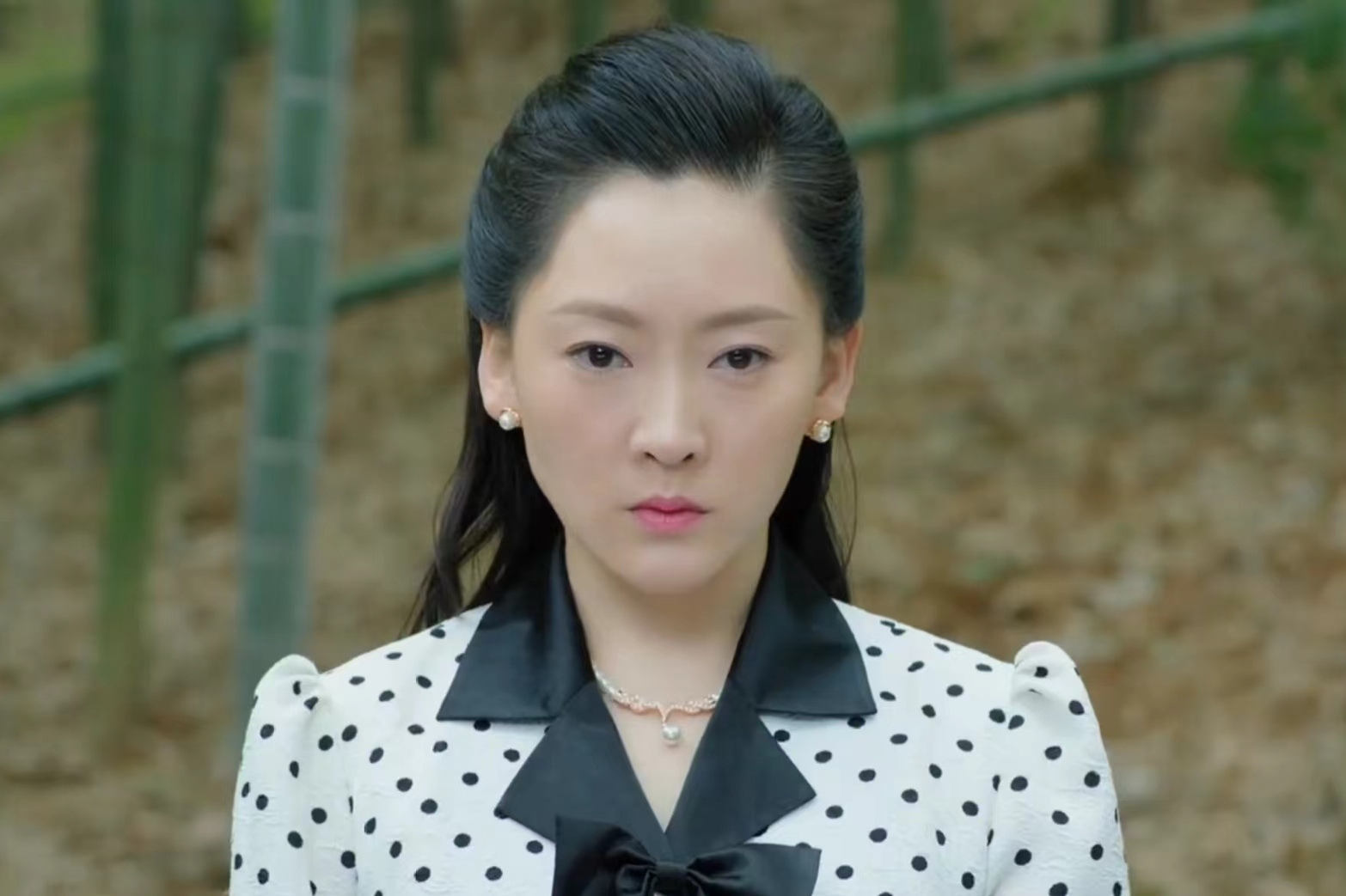 年代战争剧 a target="_blank" href="/item/《乱世危情》/20372363"