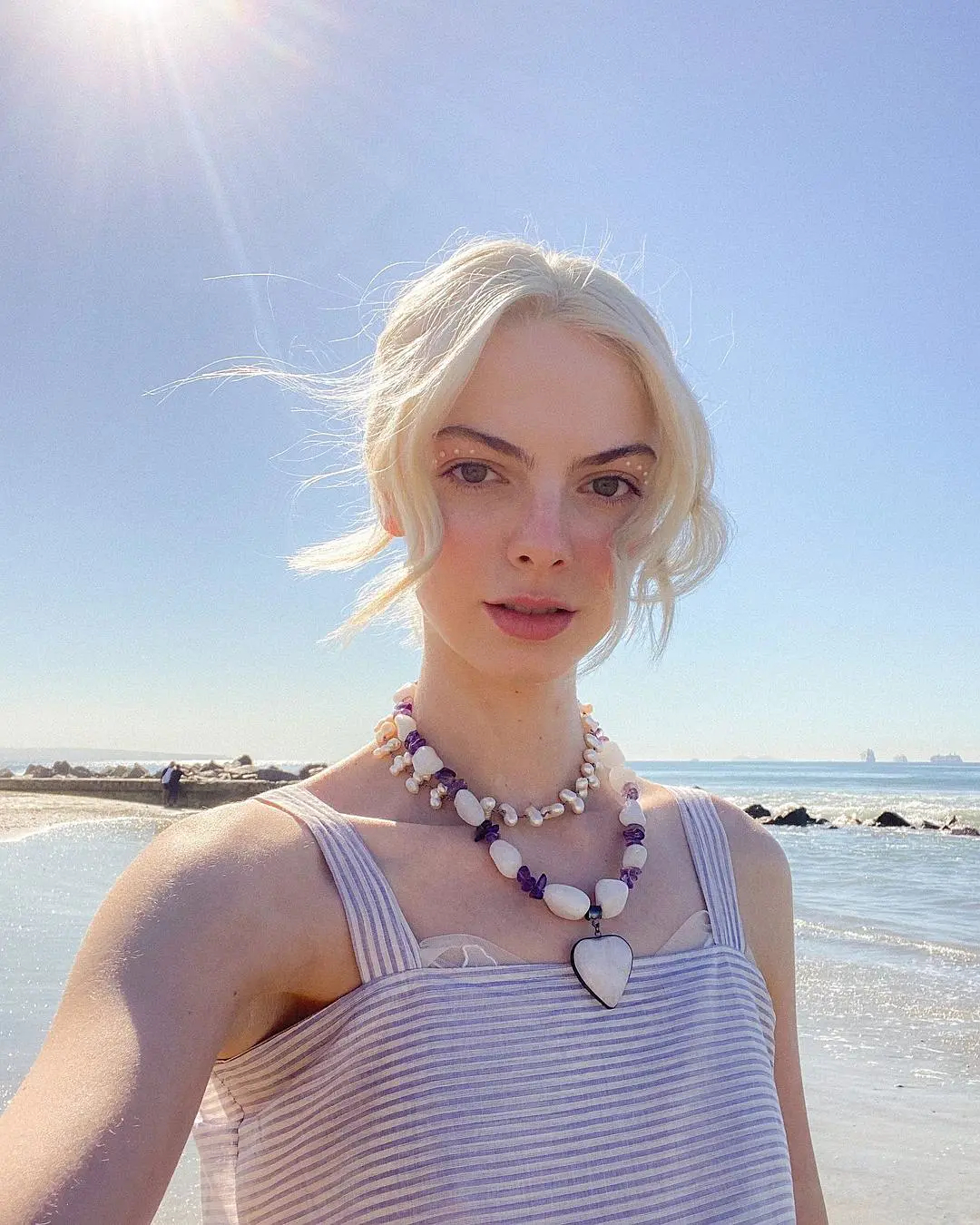 id="swn7lnulrvoo">艾莉·玛丽·埃文斯,1996年1月26日出生于加拿大