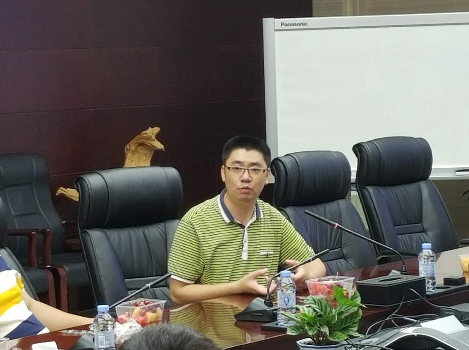  p>文洁 ,男,湖南耒阳人,中国国籍,本科学士学位, a target="_blank"