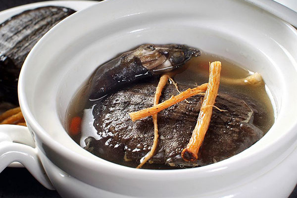花旗参炖水鱼