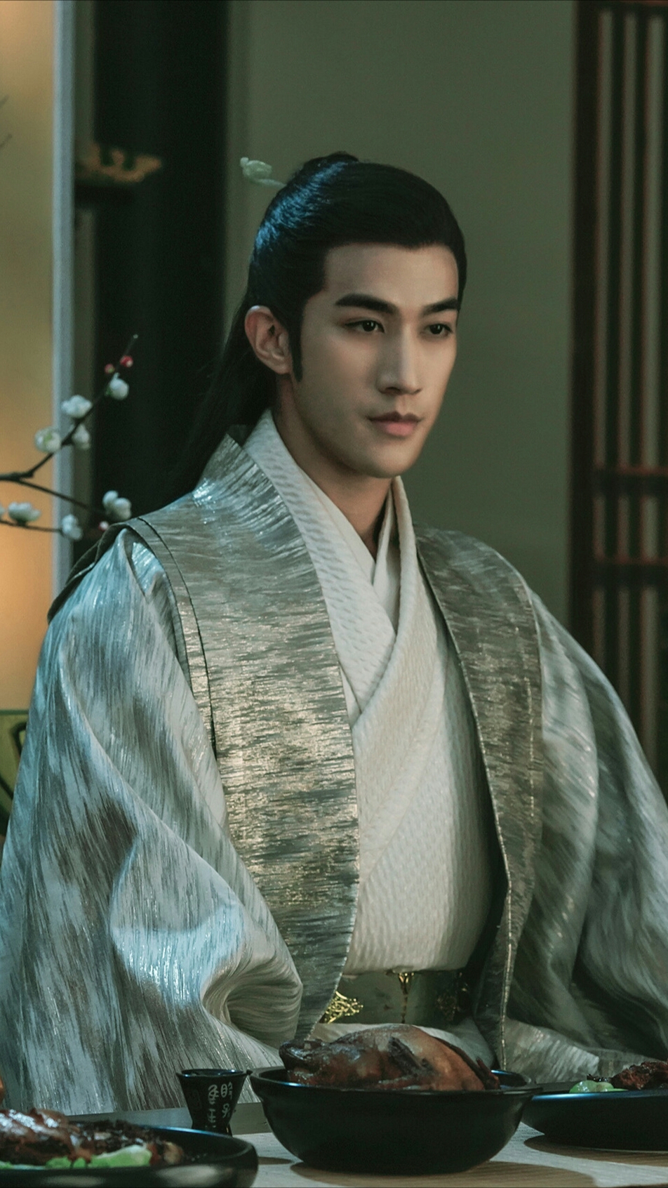 tsu">无忧,电视剧《 a target="_blank" href="/item/白发/23406157"