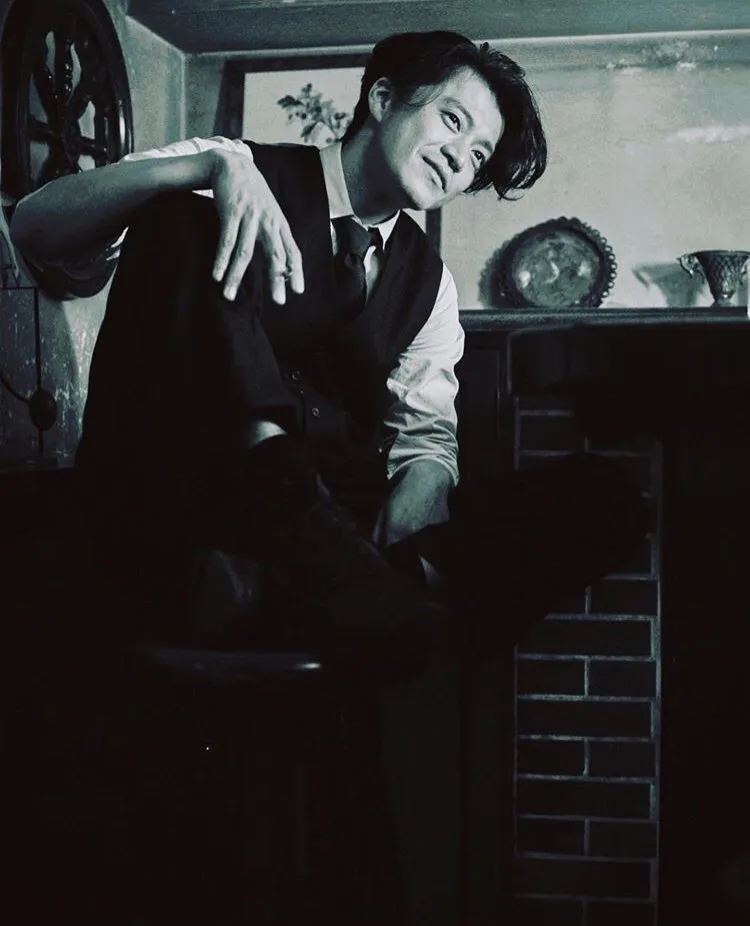 小栗旬版人间失格平平无奇好在美术出色