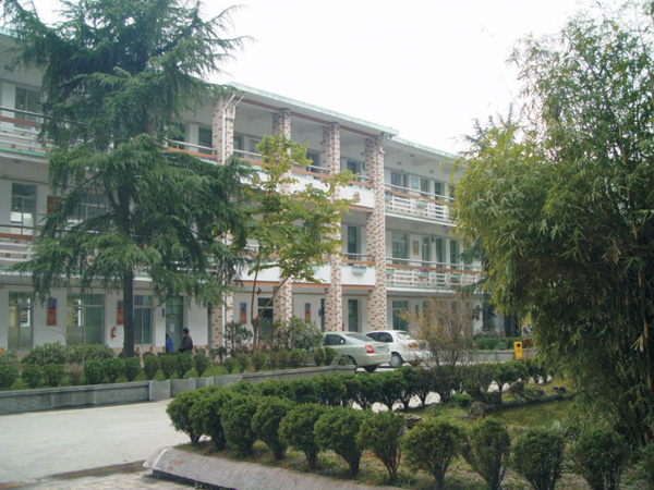 也是浙南地区唯一的全日制中等体育专业学校,前身为温州少体校,创建于