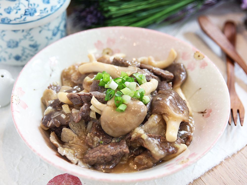 鲜菇炒牛肉