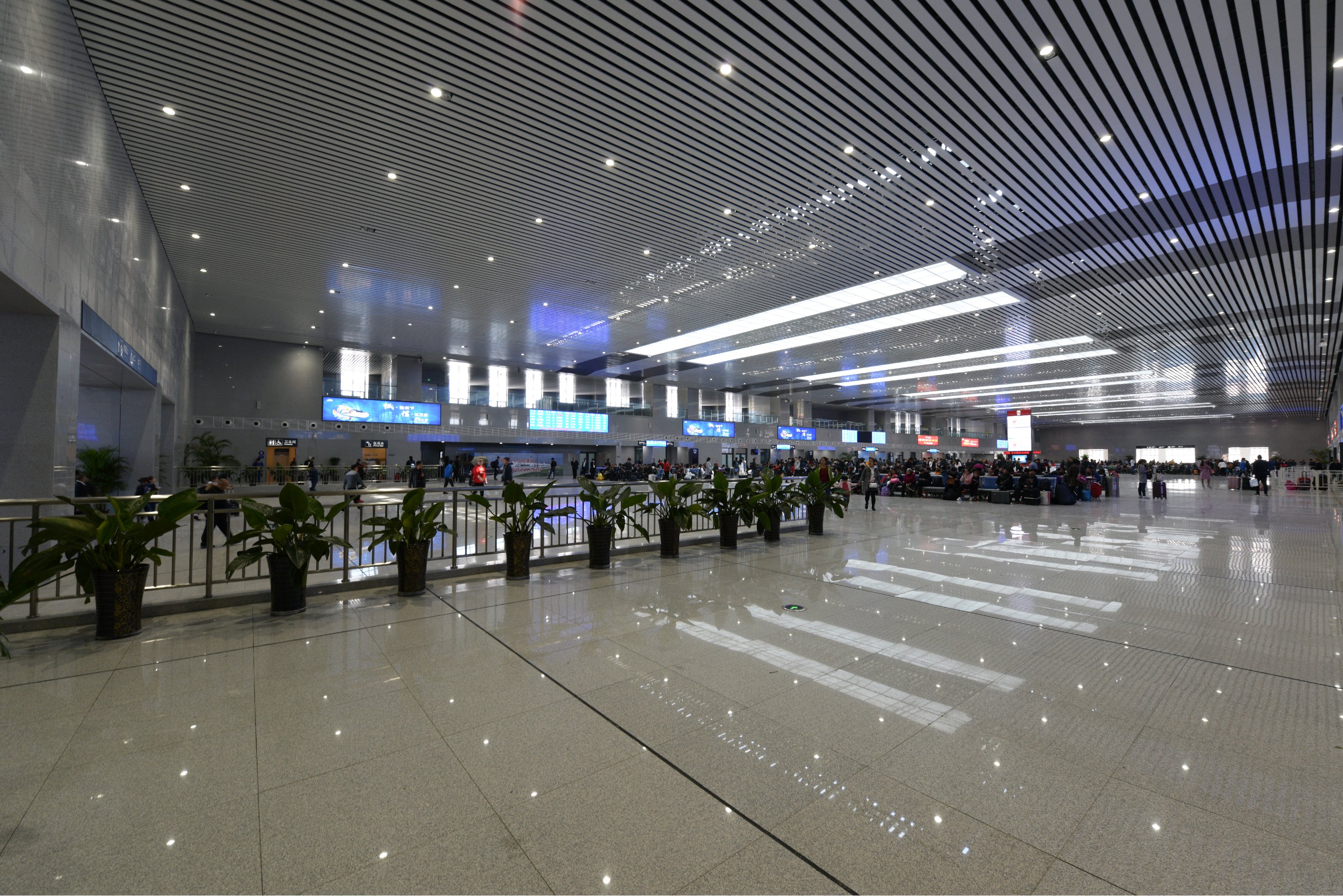 中国铁路哈尔滨局集团有限公司佳木斯站