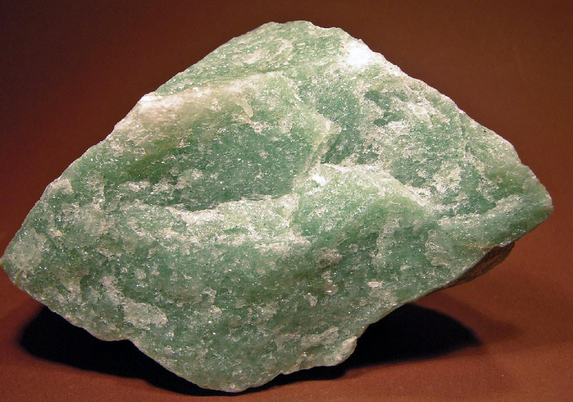  p>绢云母(sericite)是云母的一种,它属于具有层状结构的硅酸盐矿物质