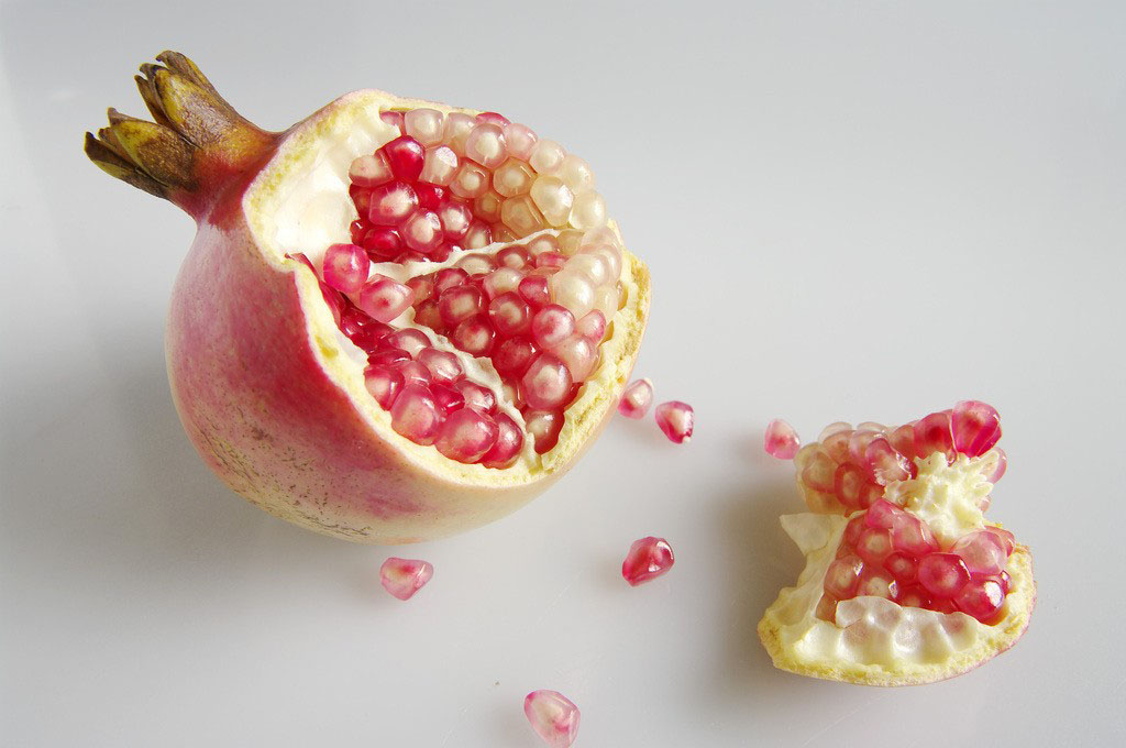  p>石榴(拉丁名: i>punica granatum l.
