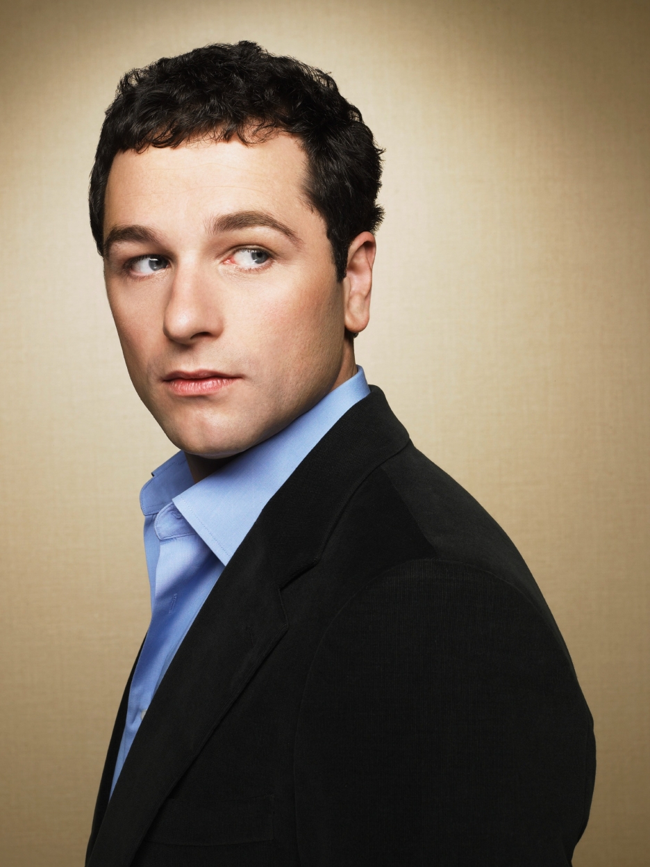  p>马修·瑞斯(matthew rhys),原名matthew rhys evans.