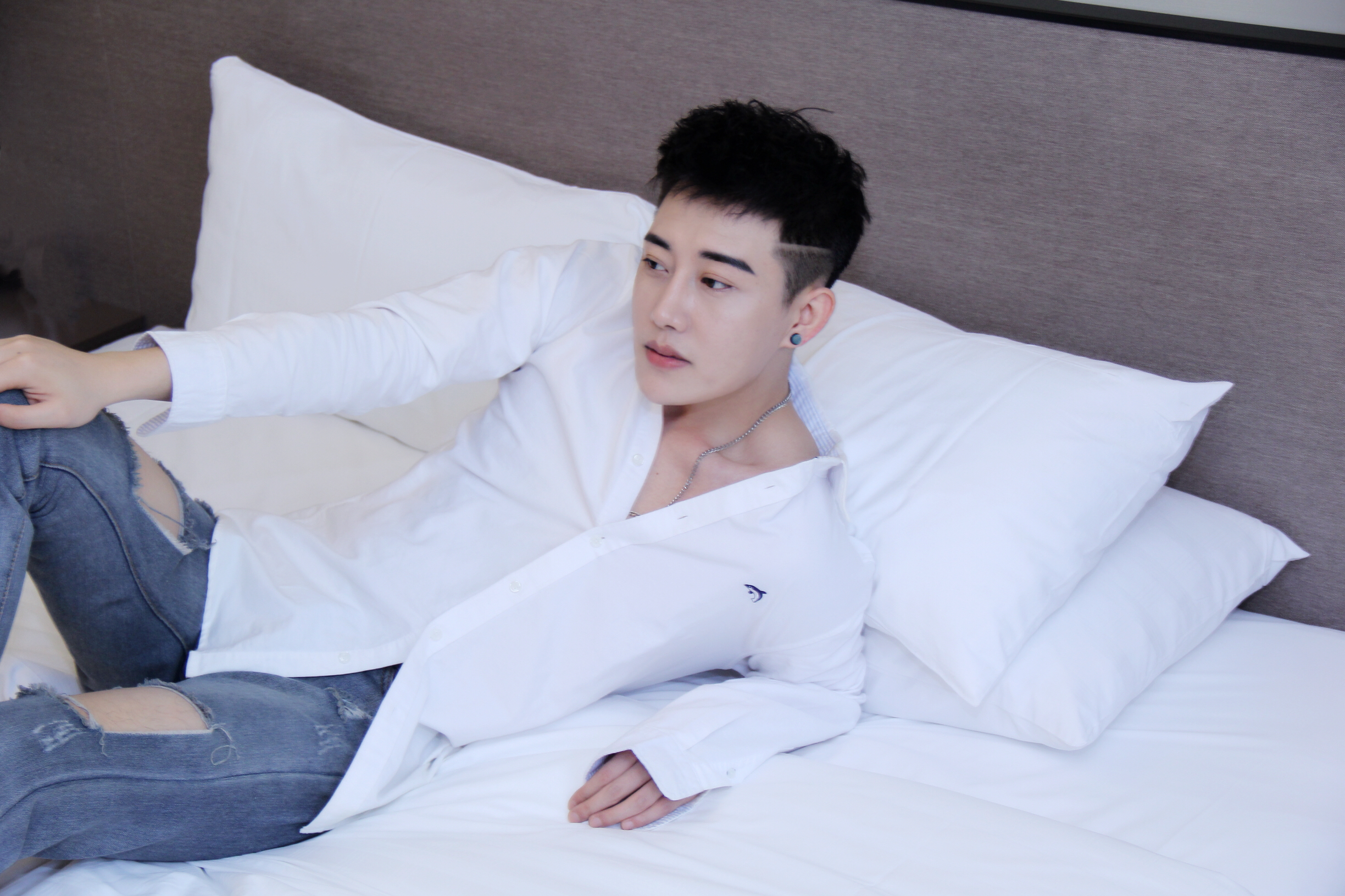  p>吴江,1995年10月24日出生于山西省吕梁市,中国内地男演员.