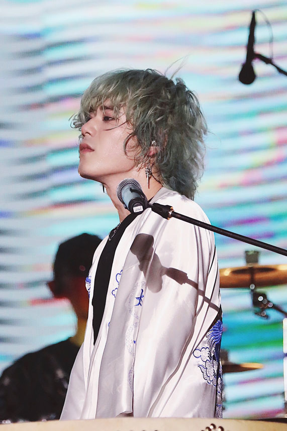  p>太一,本名郭岳,出生于北京市,中国内地流行乐男歌手,词曲创作者.