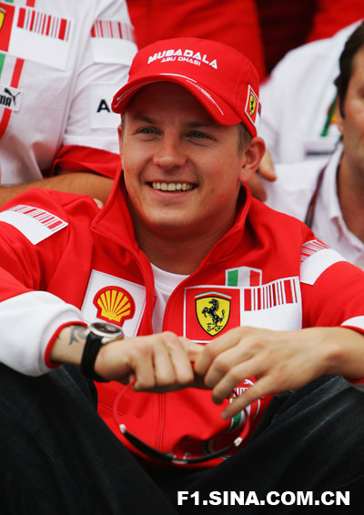  p>基米·莱科宁(英文:kimi raikkonen),1979年10月17日出生于艾斯堡