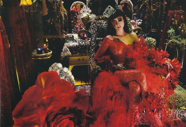  p>《狼狈》是由蜷川实花导演的,由 a href="#" data-lemmaid="