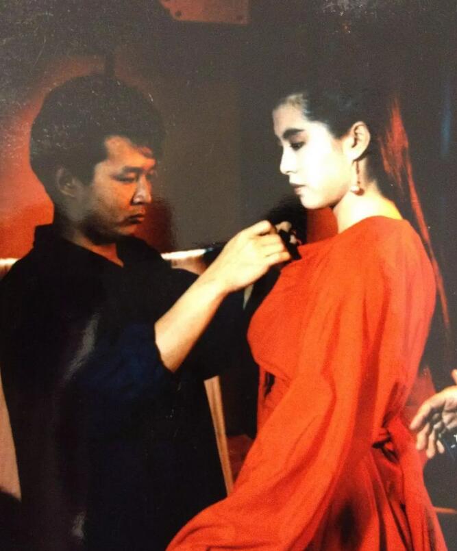  p>《倩女幽魂》是由 a target="_blank" href="/item/徐克/7391"