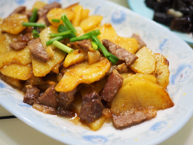 href="/item/猪肉/486463" data-lemmaid="486463">猪肉 /a>,土豆为