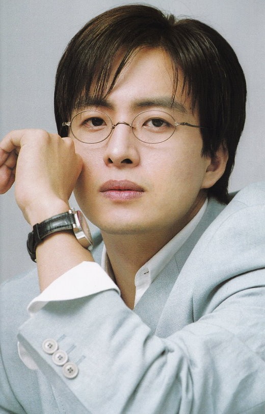  p>裴勇俊(bae yong joon),1972年8月29日出生于首尔,韩国男演员,制作