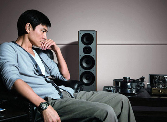  p>刘德华(andy lau),1961年9月27日出生于中国香港,籍贯广东新会