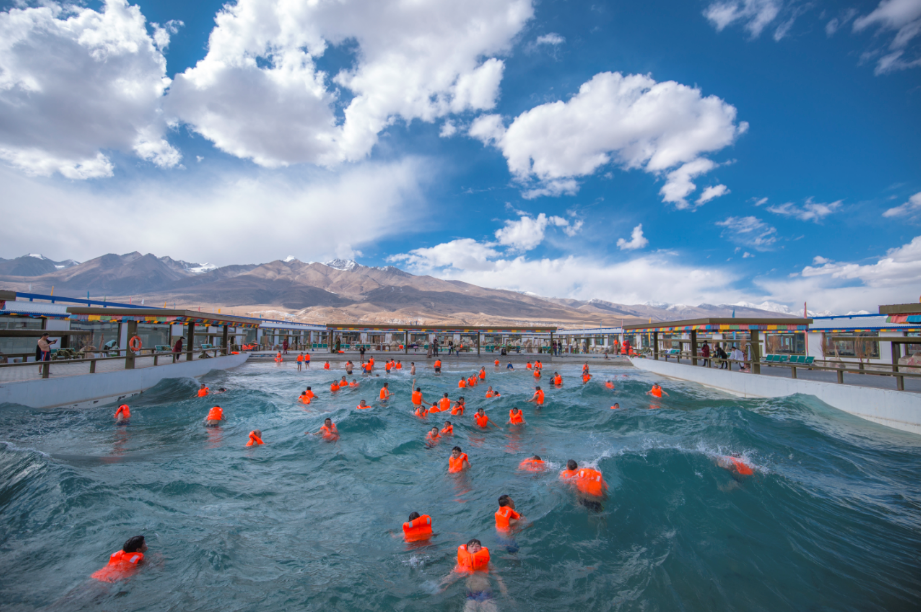 5亿元的 a target="_blank" href="/item/羊八井地热温泉/10629461"