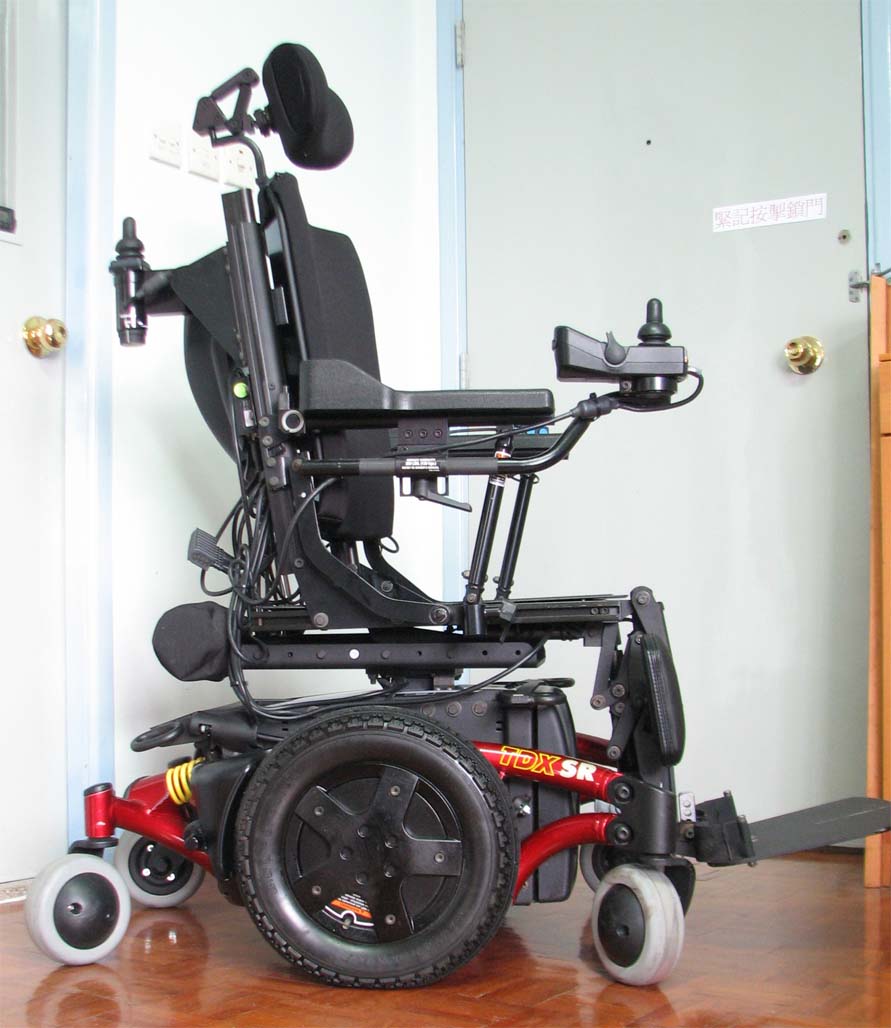  p>电动轮椅是在传统手动轮椅的基础上,叠加高性能动力 a target="