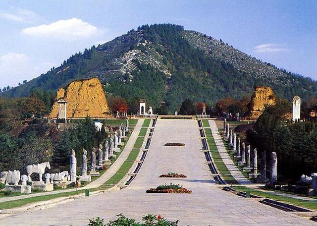 地点在唐高宗与武则天 a target="_blank" href="/item/乾陵/335022"