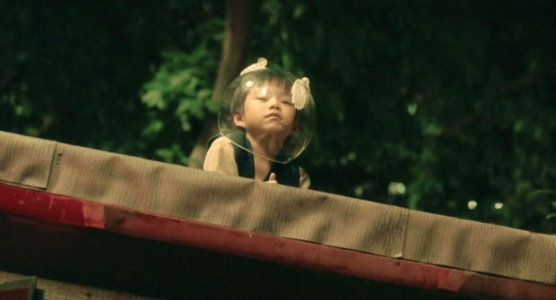  p>《岁月神偷》是美亚电影,天下影画,大地时代文化联合出品的一部