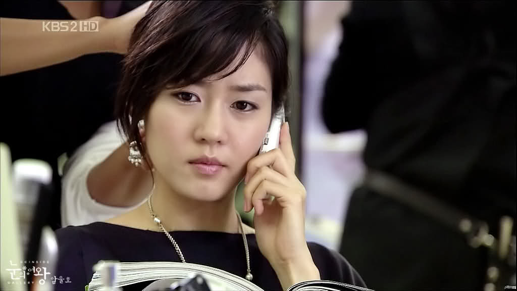  p>成宥利(sung yu ri),1981年3月3日出生于德国巴登,韩国女演员,歌手