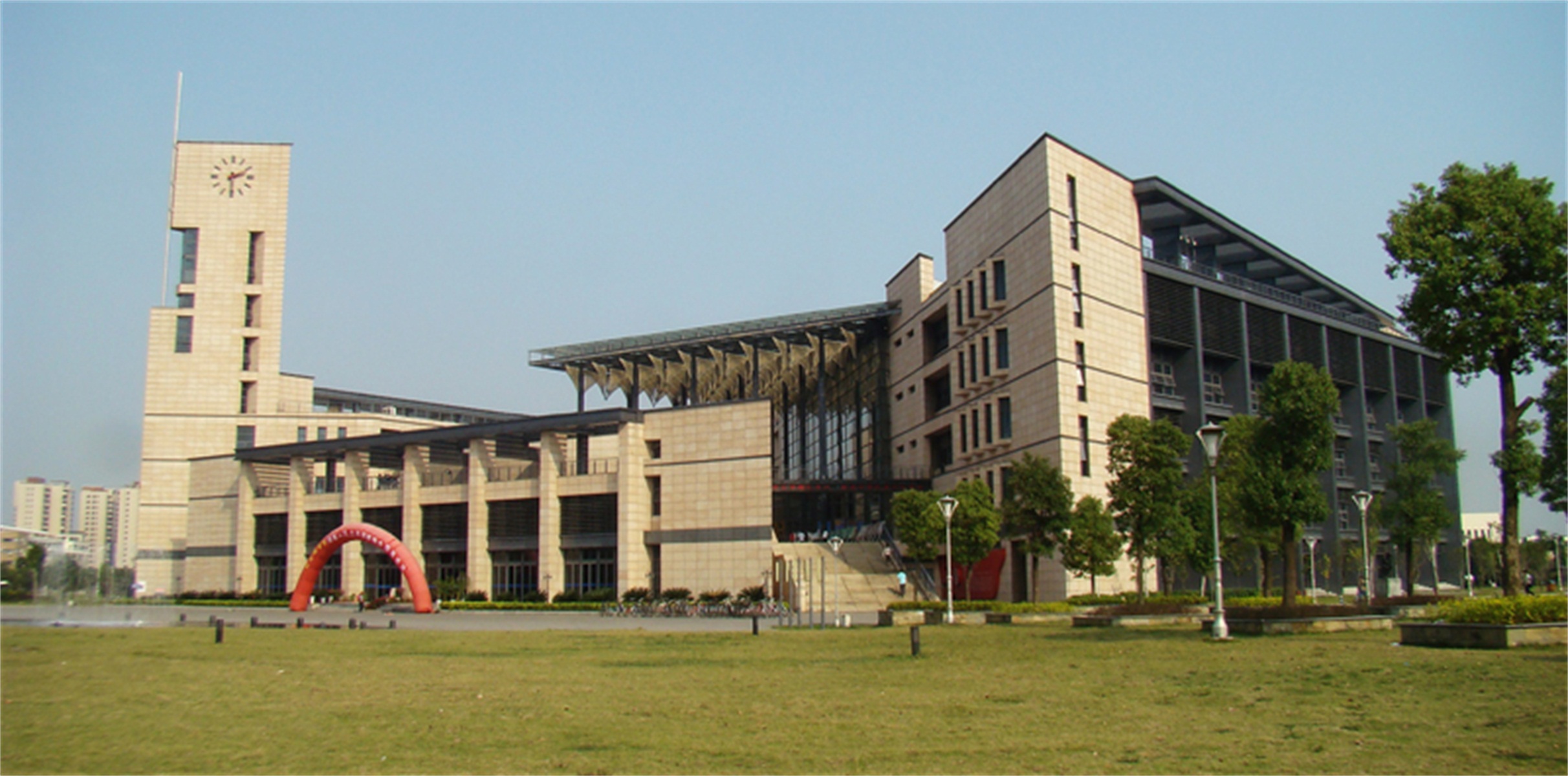  p>福州大学(fuzhou university),简称福大,创建于1958年,是国家" a