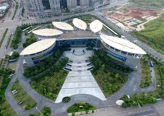  p data-id="gnx58kzsi0">南宁博物馆(nanning museum),位于广西壮族