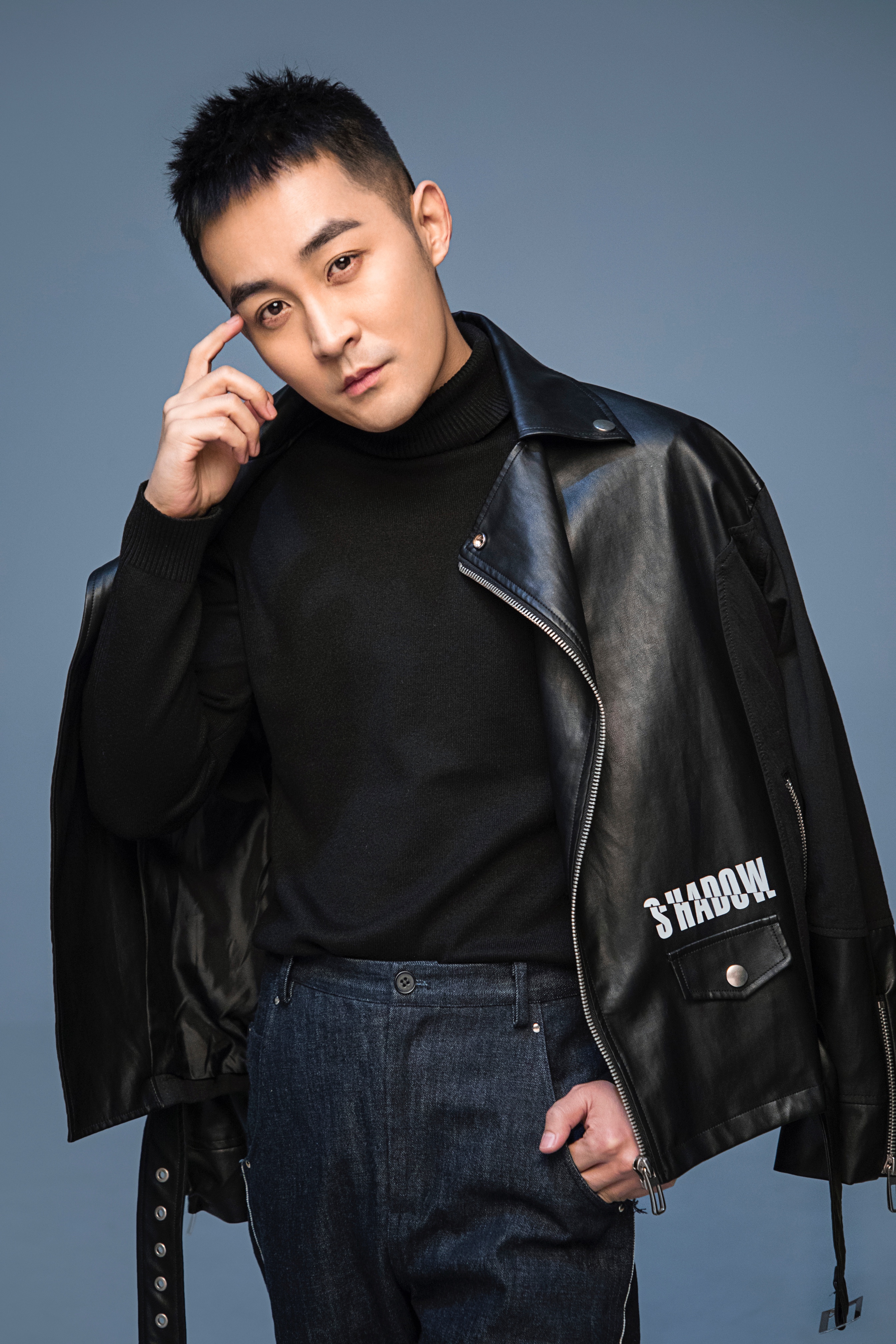  p>张粟,1987年9月24日出生于安徽省合肥市,中国内地影视男演员,毕业