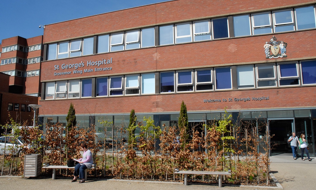 伦敦大学圣乔治医学院