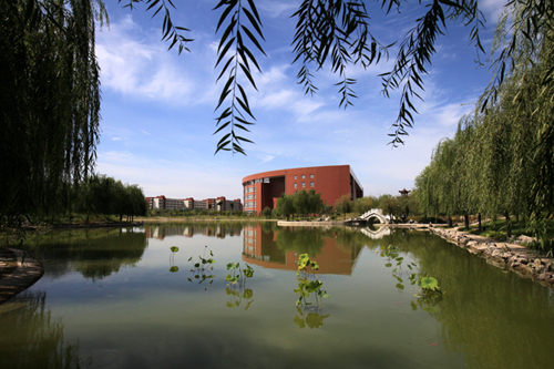  p>齐鲁师范学院(qilu normal university)是一所省属公办全日制普通